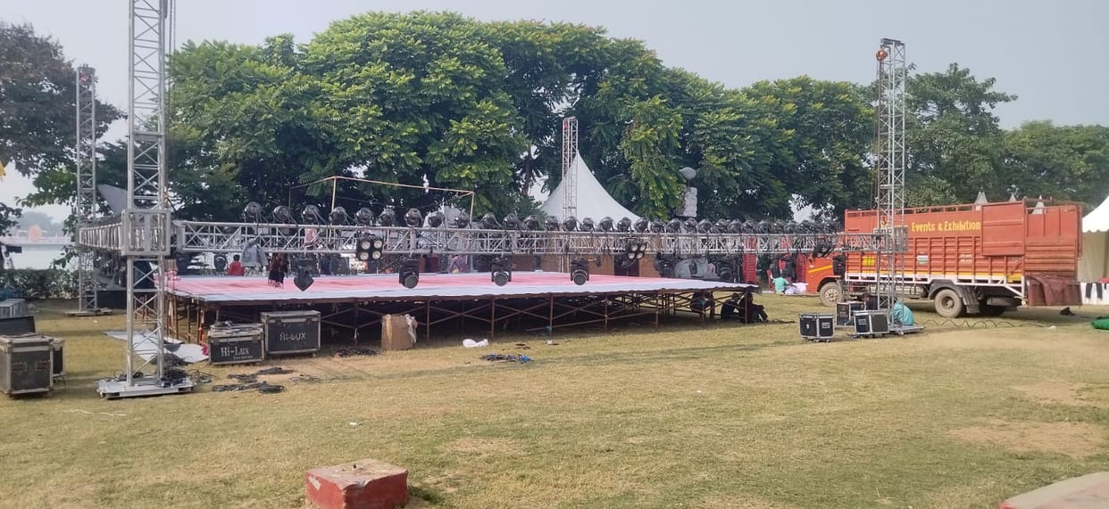The stage of the participating state Madhya Pradesh will be prepared on the lines of Ahilyabai's Maheshwar Fort.
