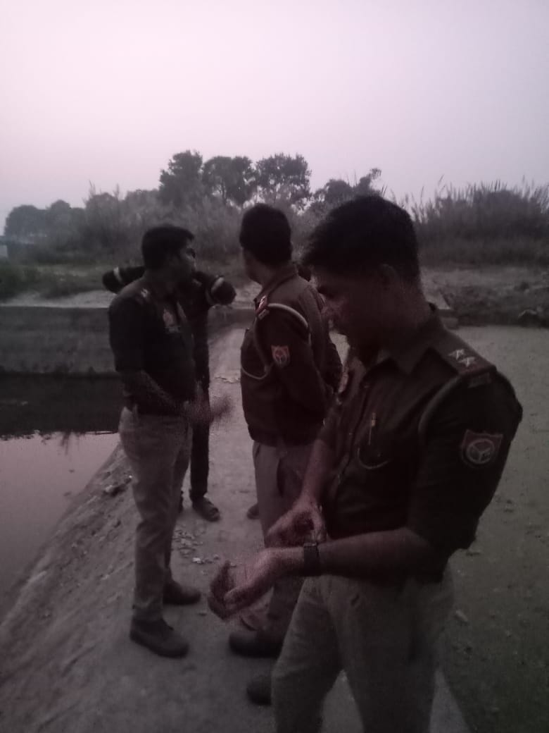 Dead body of a youth found floating in Nagwa drain