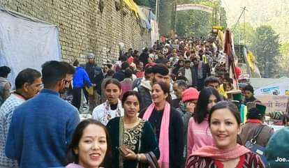 Crowds gathered at the market held at the International Lavi Mela Ground, Patbangla.