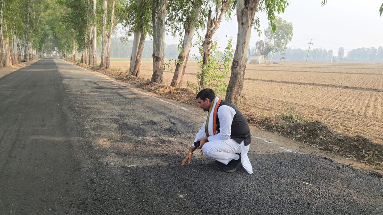 MLA Satpal Jambha arrived for road inspection.