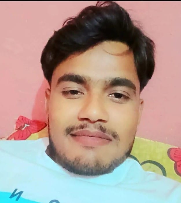 Ambulance overturned after collision with tourist bus, injured son and accompanying mother died