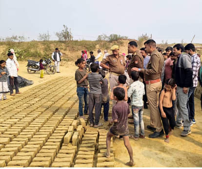 Blocks of ice fell from the sky, discussions about dropping them from airplanes