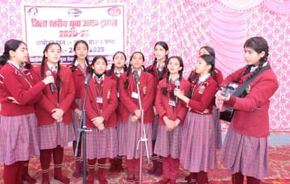 Rishi in story writing and Yashvardhan in speech competition selected for Yuva Utsav