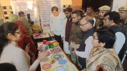 Demand for removal of encroachments raised during night stay