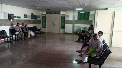 Night surgeries are being conducted to reduce patient waiting times.