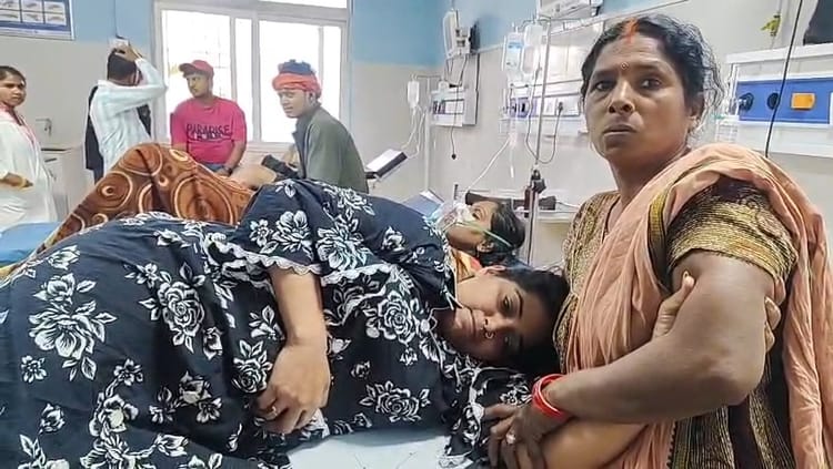 Bihar News : भोजपुर में जदयू नेत्री पर चाकू से जानलेवा हमला, आरोपी की तलाश में छापेमारी तेज; हालत गंभीर