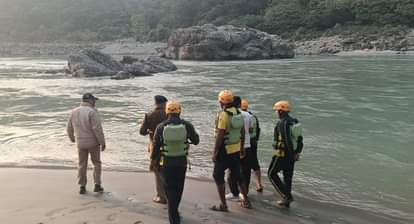 Two youths from UP drown in Ganga at Goa beach