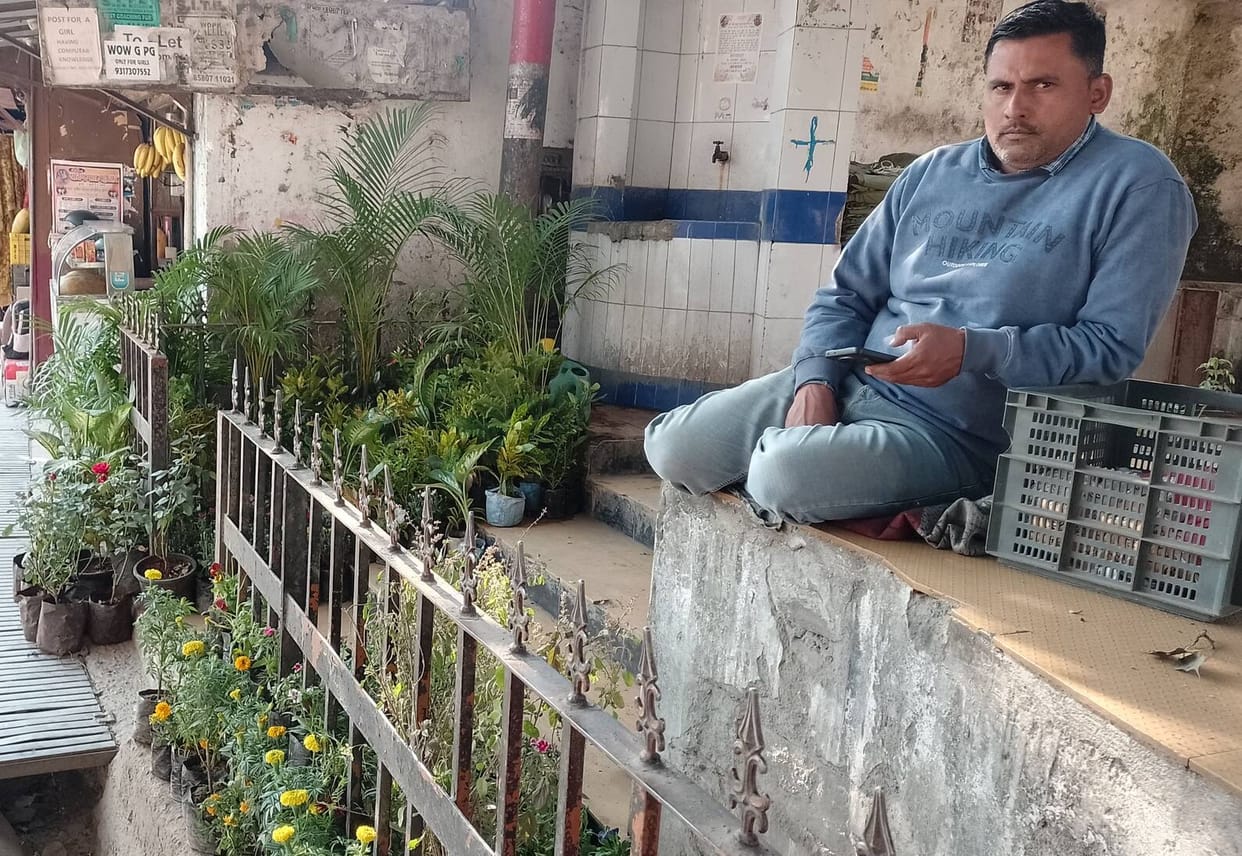 Saharanpur's Ahsan is earning his livelihood from flowers