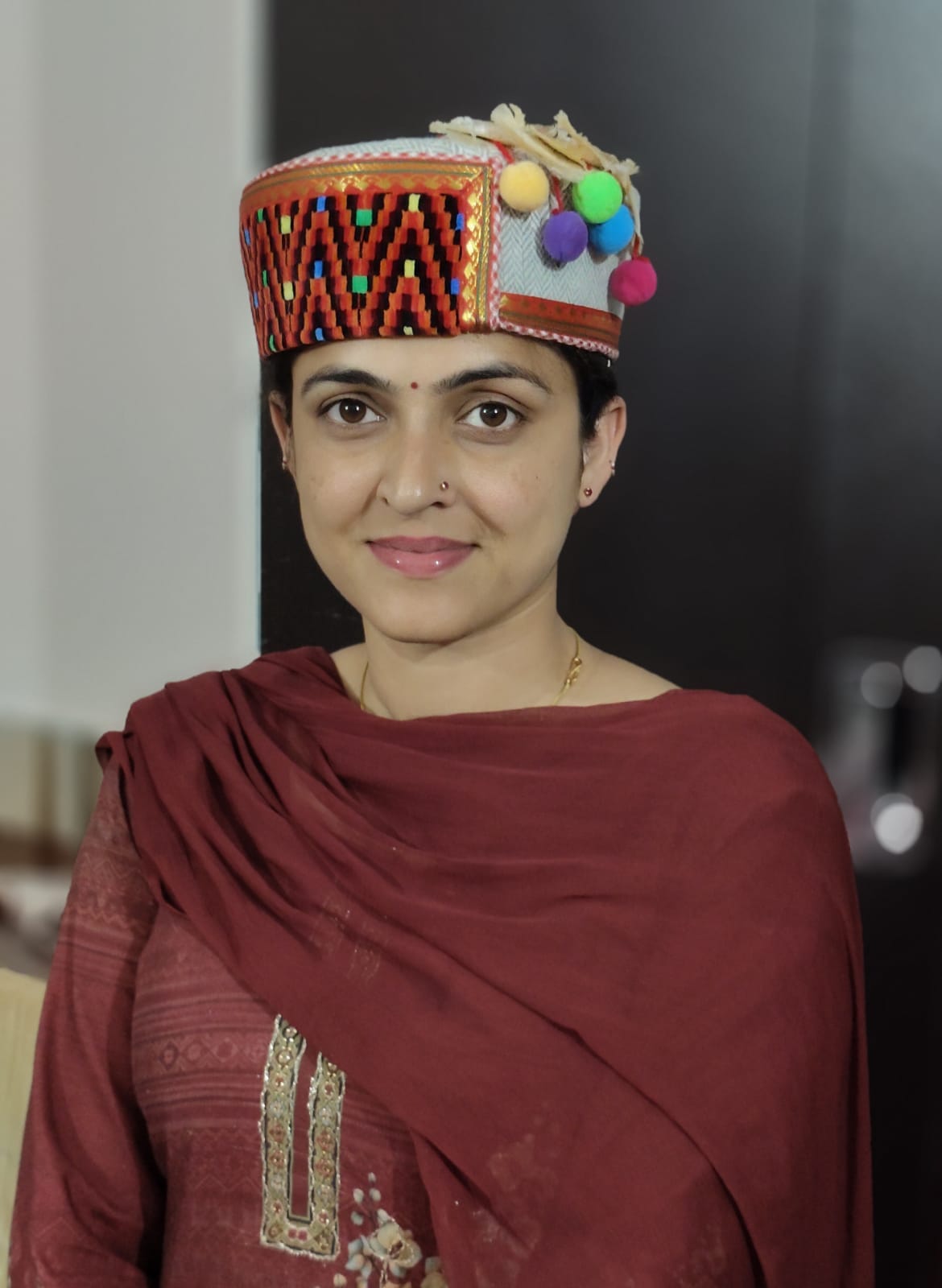 She left her job and took up self-employment, now earning 25,000 to 30,000 rupees per month.