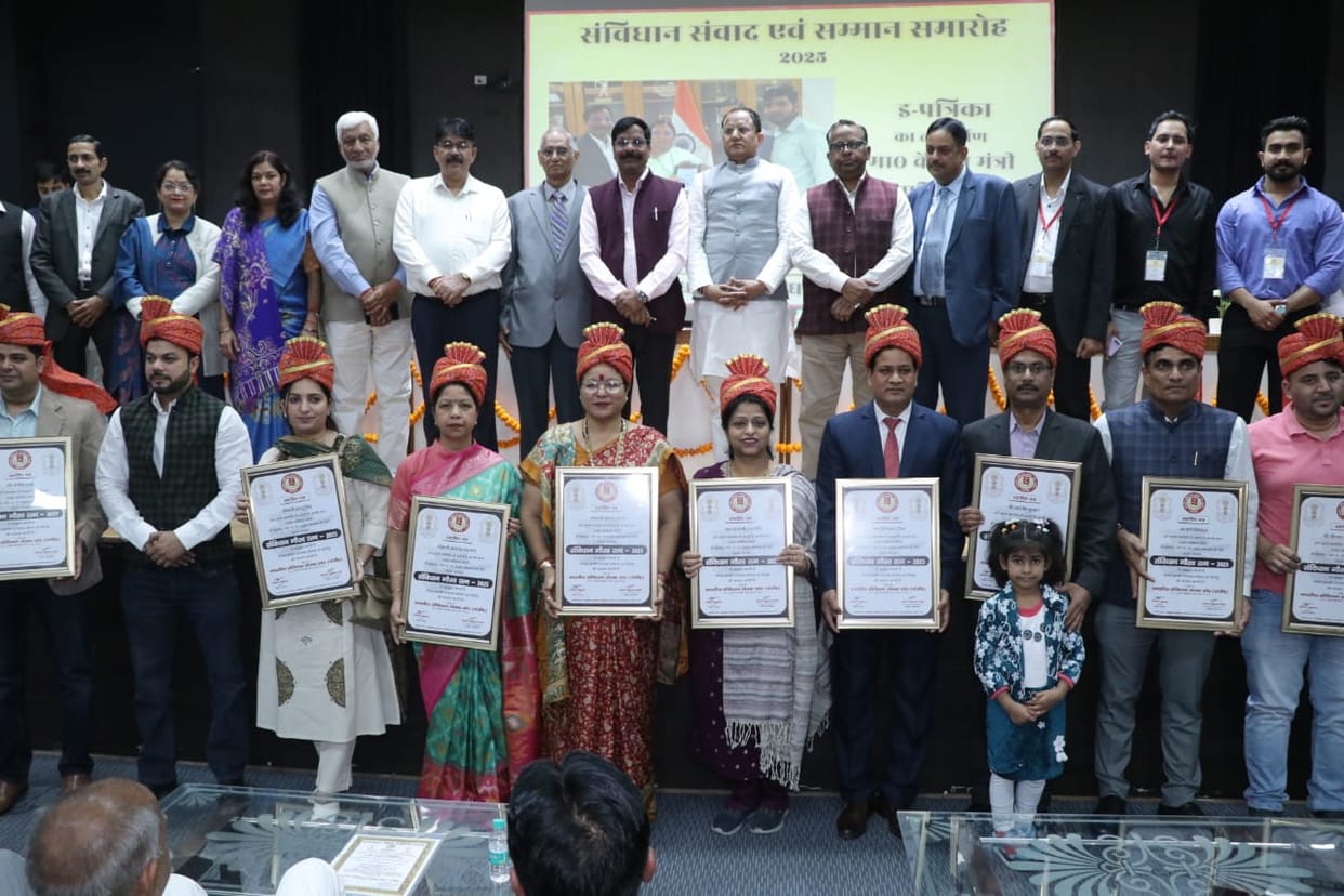 478 students honored, 11 social workers received Constitution Honor