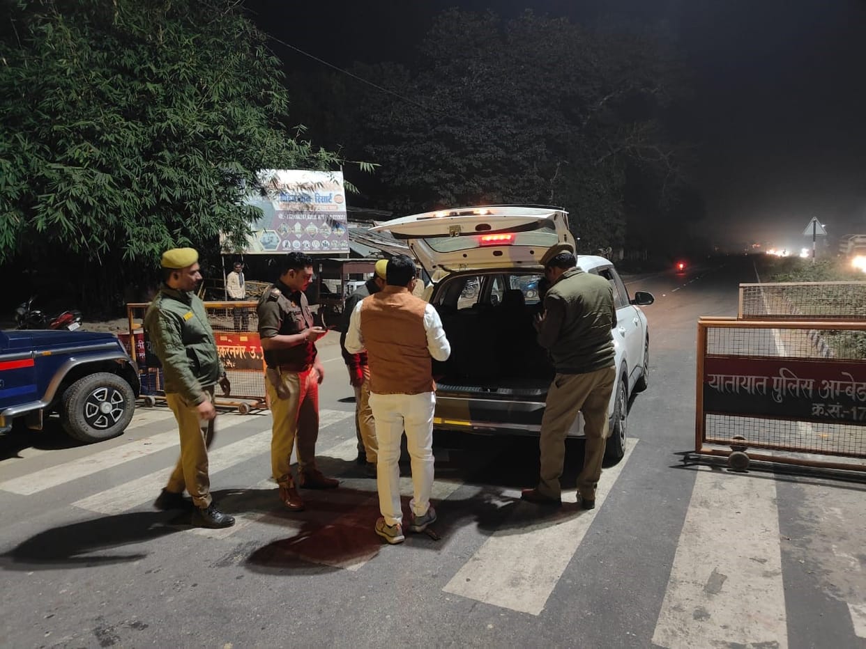 Vehicles will not be allowed to proceed towards Ayodhya till 10 pm on November 26.