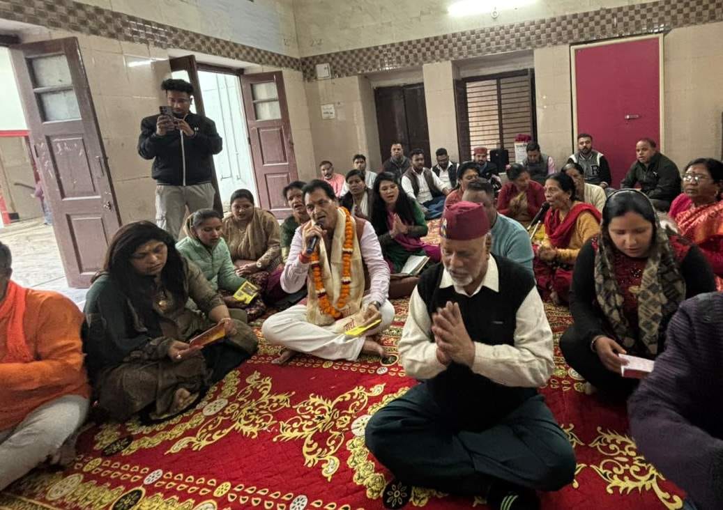 The MLA recited the Sundar Kand at the Raghunath Temple.