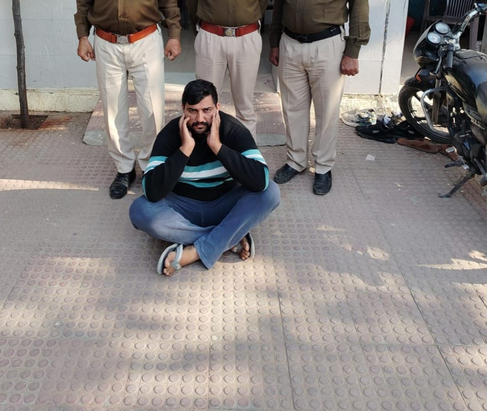 A wanted criminal accused of cow smuggling, absconding for 5 years, was arrested in Bhiwadi.