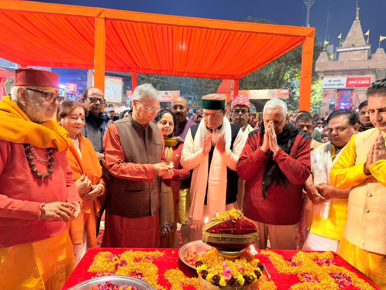 On the completion of 11 years of Subah-e-Banaras, the flow of music continued