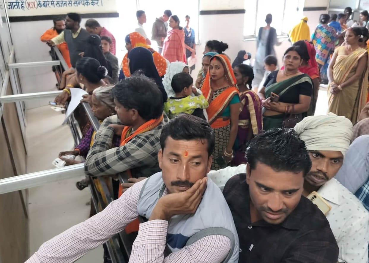 1890 patients were treated in the medical college.