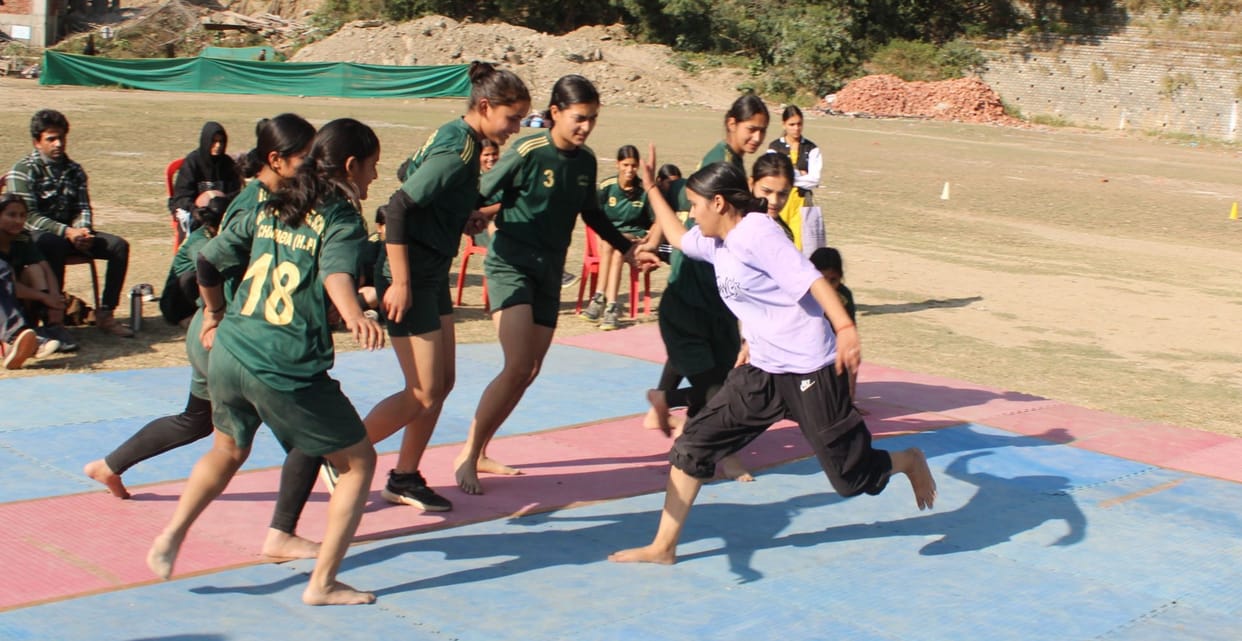 Zahida is fastest in sprint race, Kirti is fastest in 200 meter race.