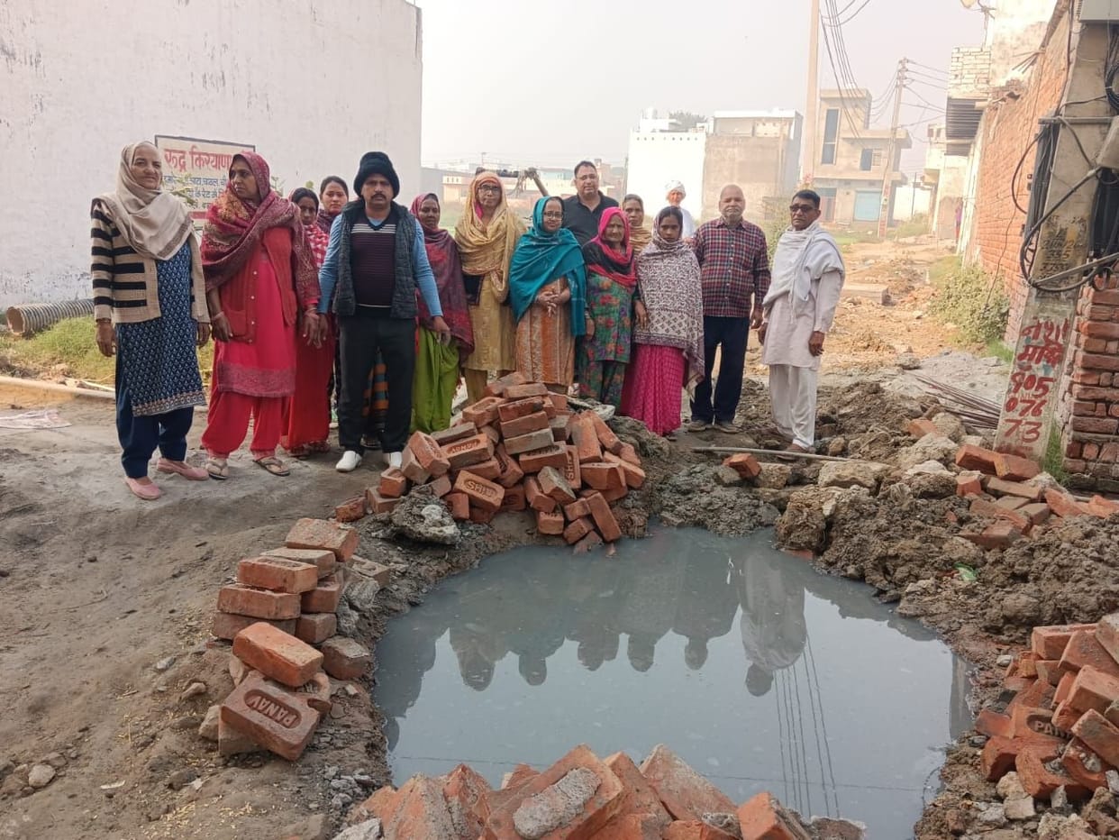 Allegations of irregularities in the work of laying sewer lines, demonstrations held