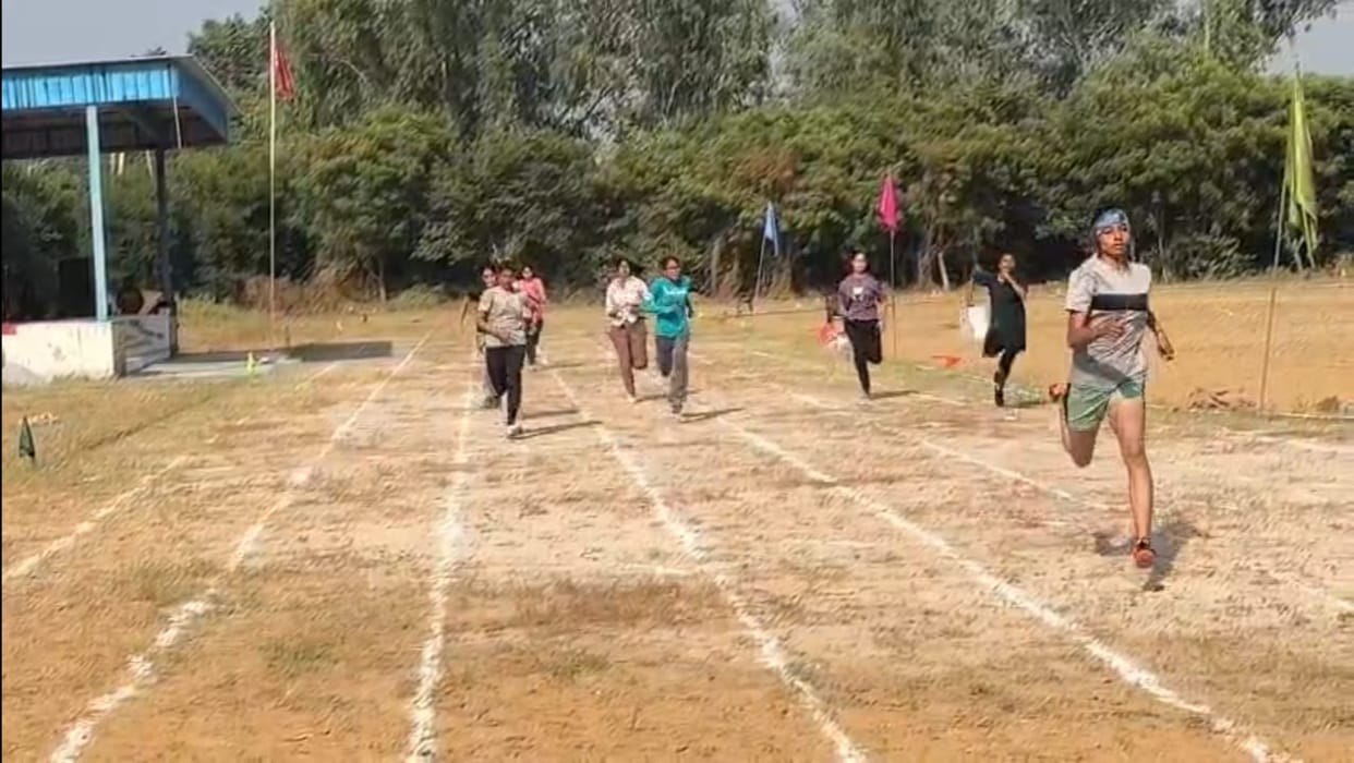 Anjani performed brilliantly and won the title of Best Athlete.
