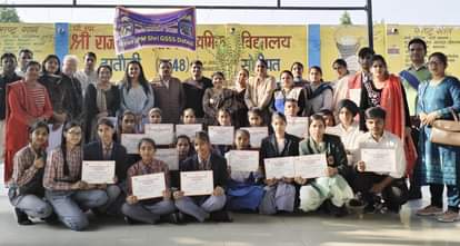 Students displayed their talent in the state level children's scientific exhibition.