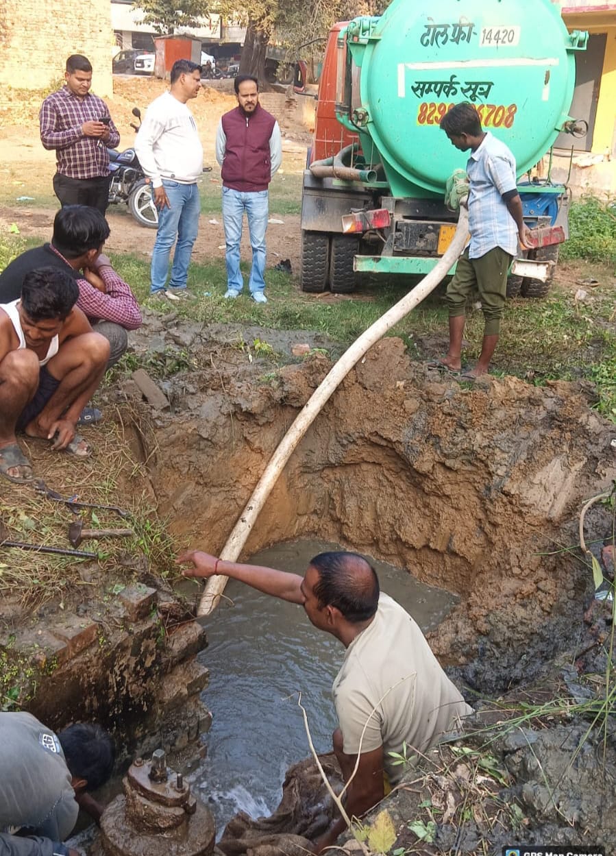 Two thousand houses in six neighborhoods will not receive water today.