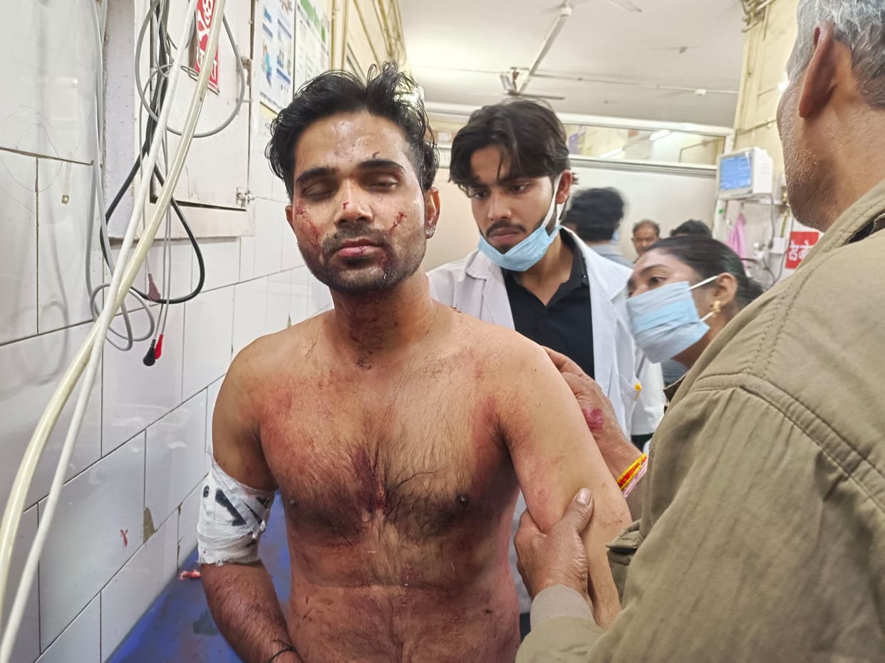 A young man in a cab attacked the driver with a knife