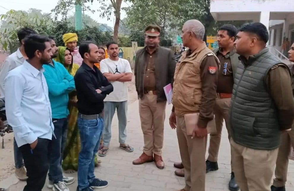 Dead body of a girl found hanging from a noose