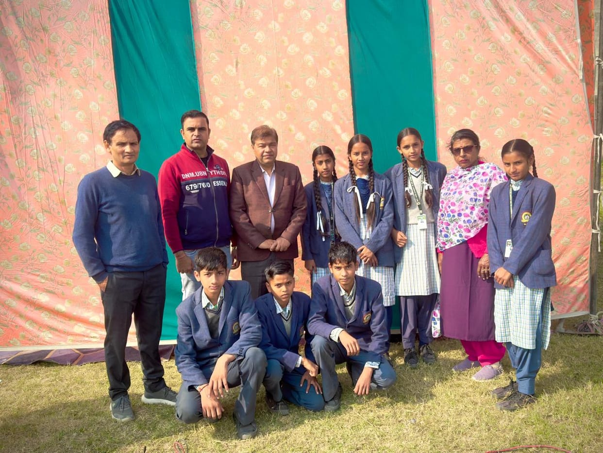 Top students of Gita Jayanti Festival honored
