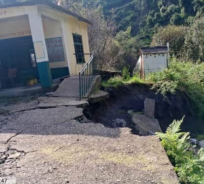 The disaster occurred two and a half months ago, but the situation has not improved.