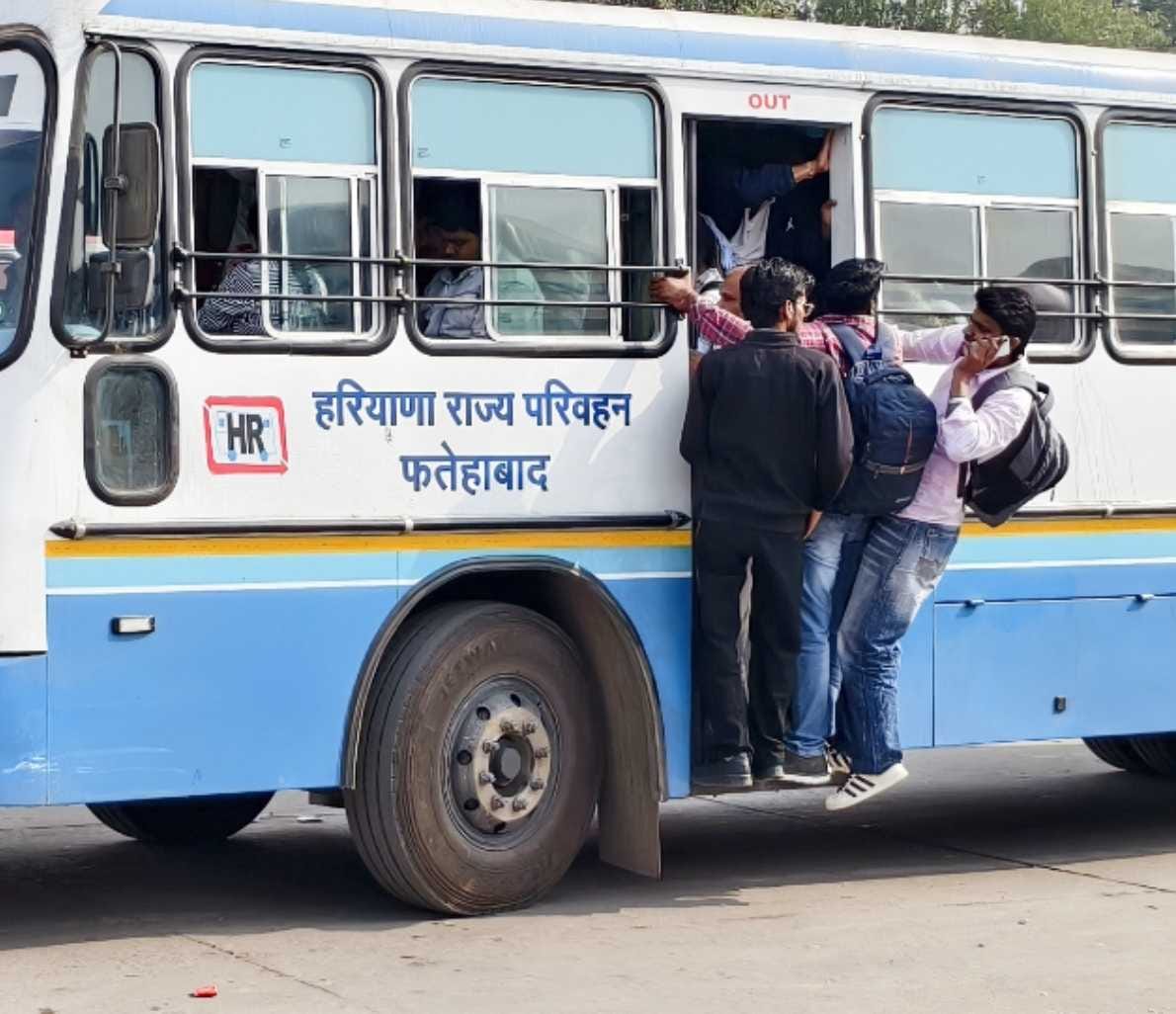 70 buses sent to Kurukshetra for Gita Jayanti festival, journey remained risky in the crowd