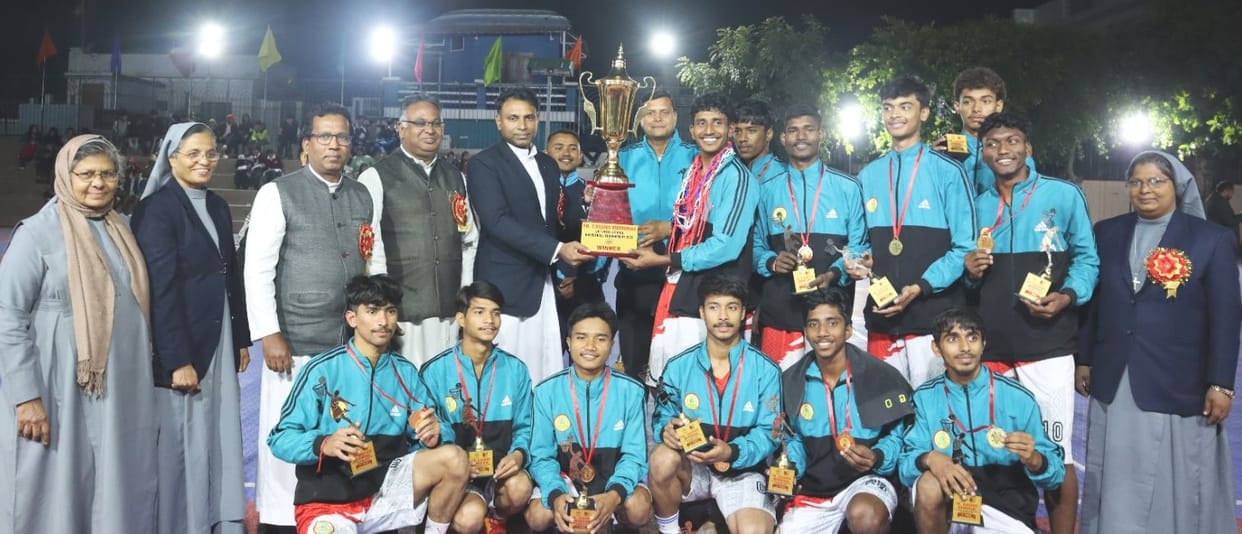 Nagina defeated Chamba to win the inter-school basketball tournament