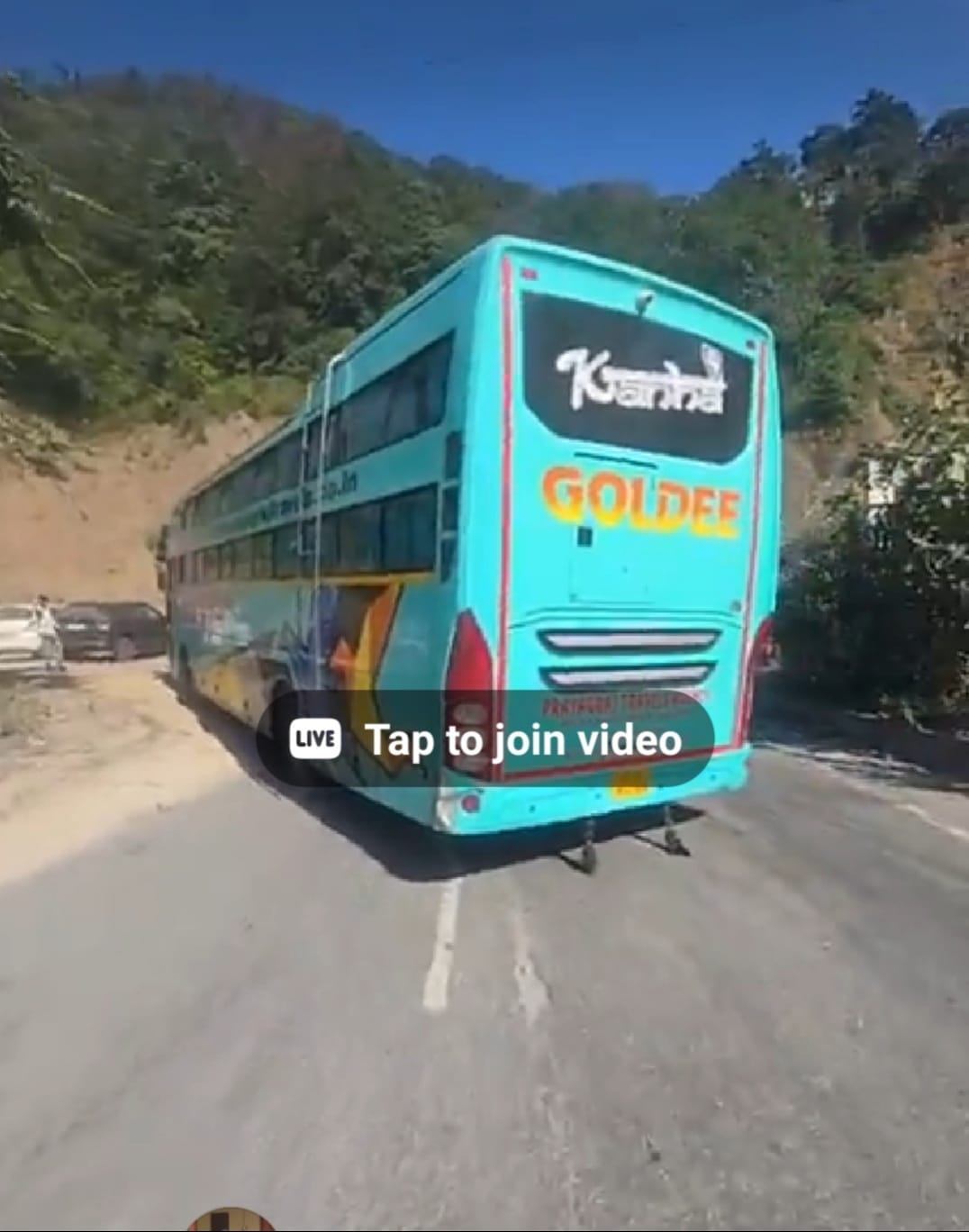UP bus reaches Shivpuri, runs away when stopped