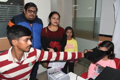 Big revelation: Aadhaar biometrics of 10 million school children in UP have not been updated, these problems m