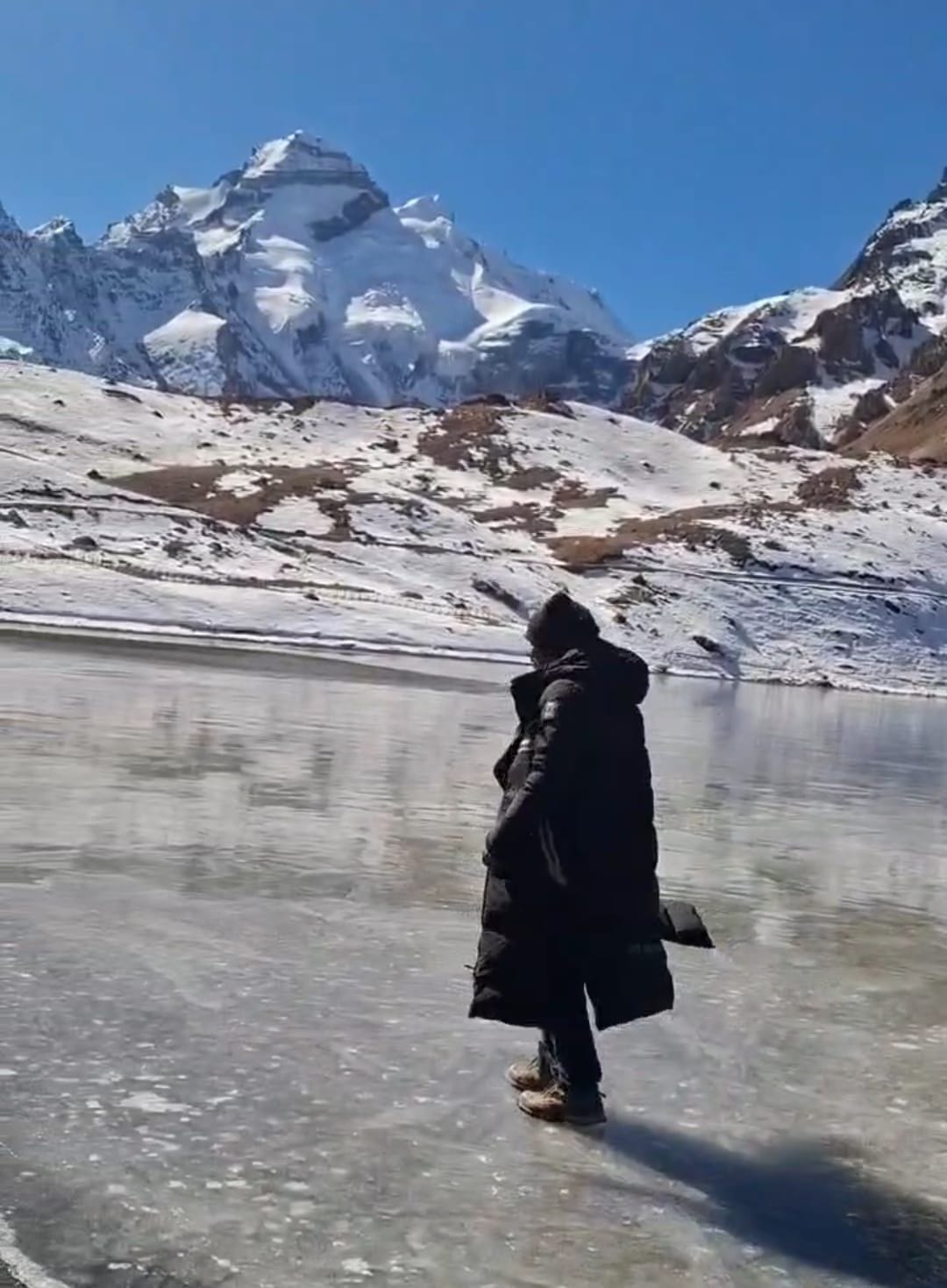 The water of Parvati and Gauri Kund located at Adi Kailash freezes due to cold.