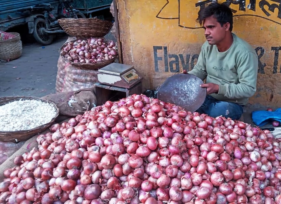 Onion prices fall due to increased supply