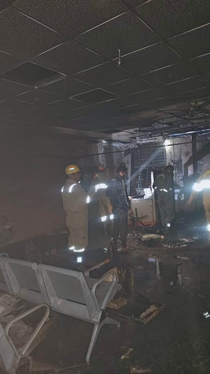 A massive fire broke out in a bank, burning government documents.