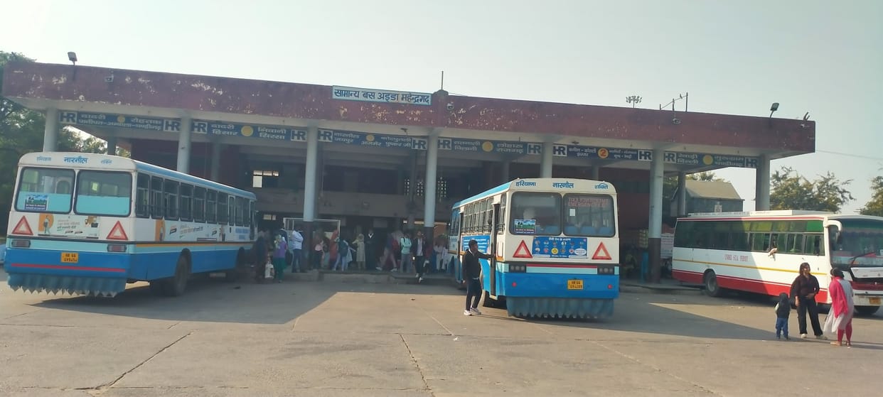 Preparations begin to increase the frequency of buses on local routes in Mahendragarh region.