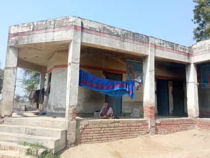 No repairs were done after construction, the mini secretariat became dilapidated