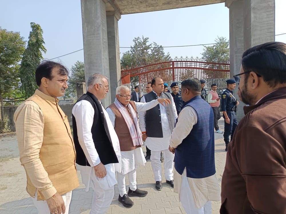 Union Minister reviews development works in Moonak and Salwan