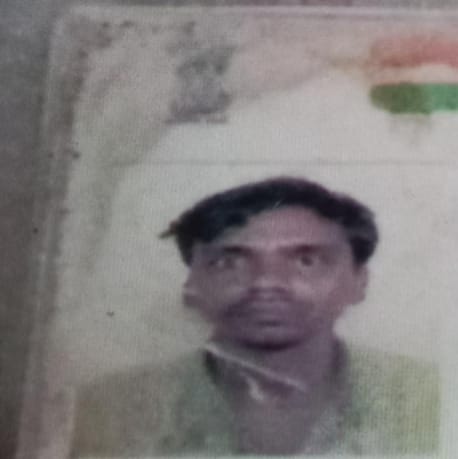 Assistant falls from tractor-trolley after bus collision, dies
