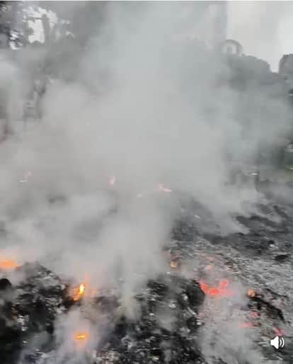 Garbage being burnt in the open, pollution increasing the problems of patients