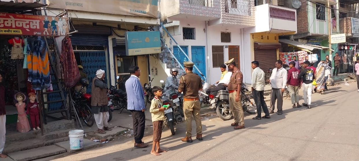 Illegal encroachments removed from tracks in Menhdawal
