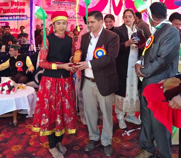 Annual prize distribution ceremony organised at Malat School