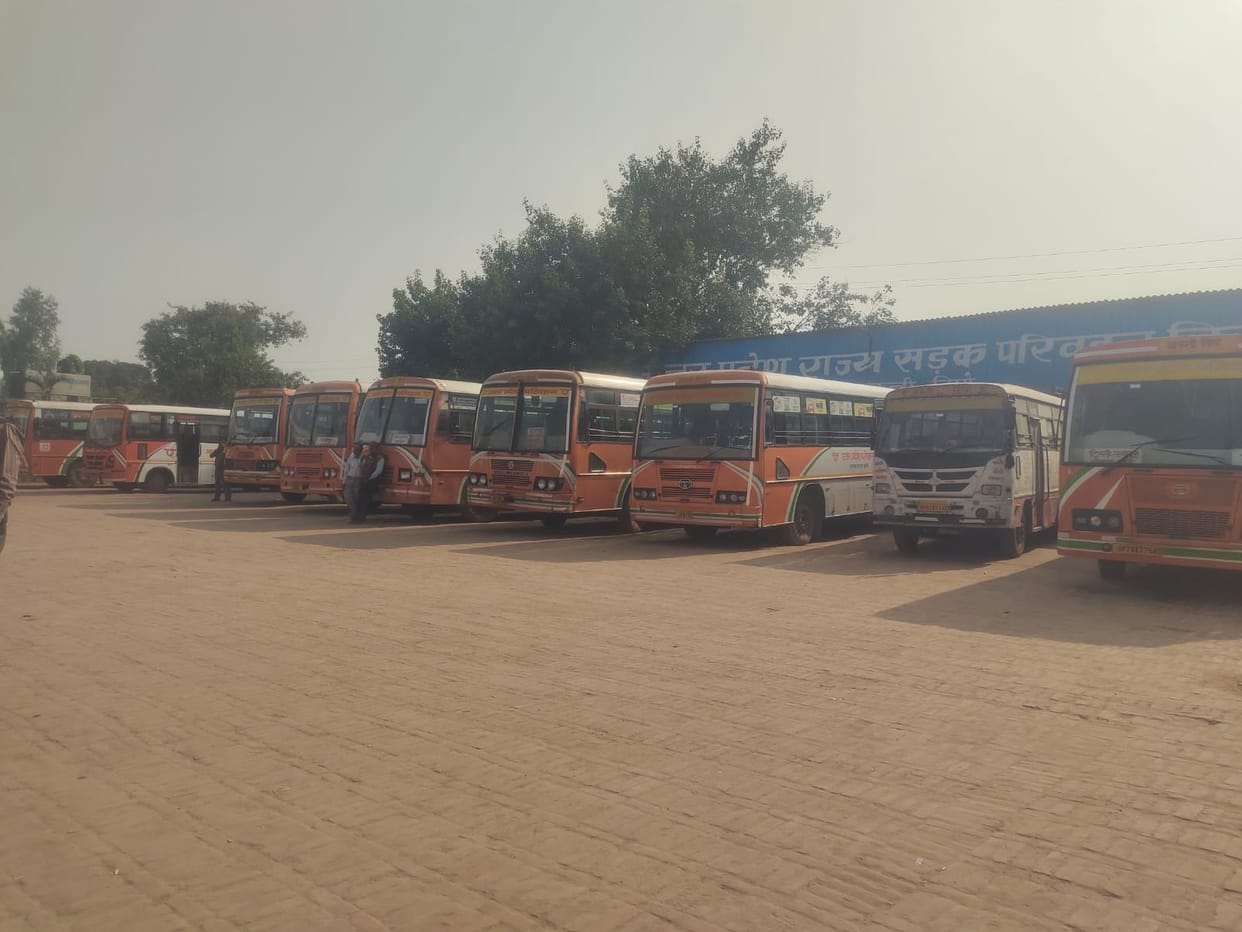 Due to diversion, fewer passengers came out and roadways buses remained parked at the depot.