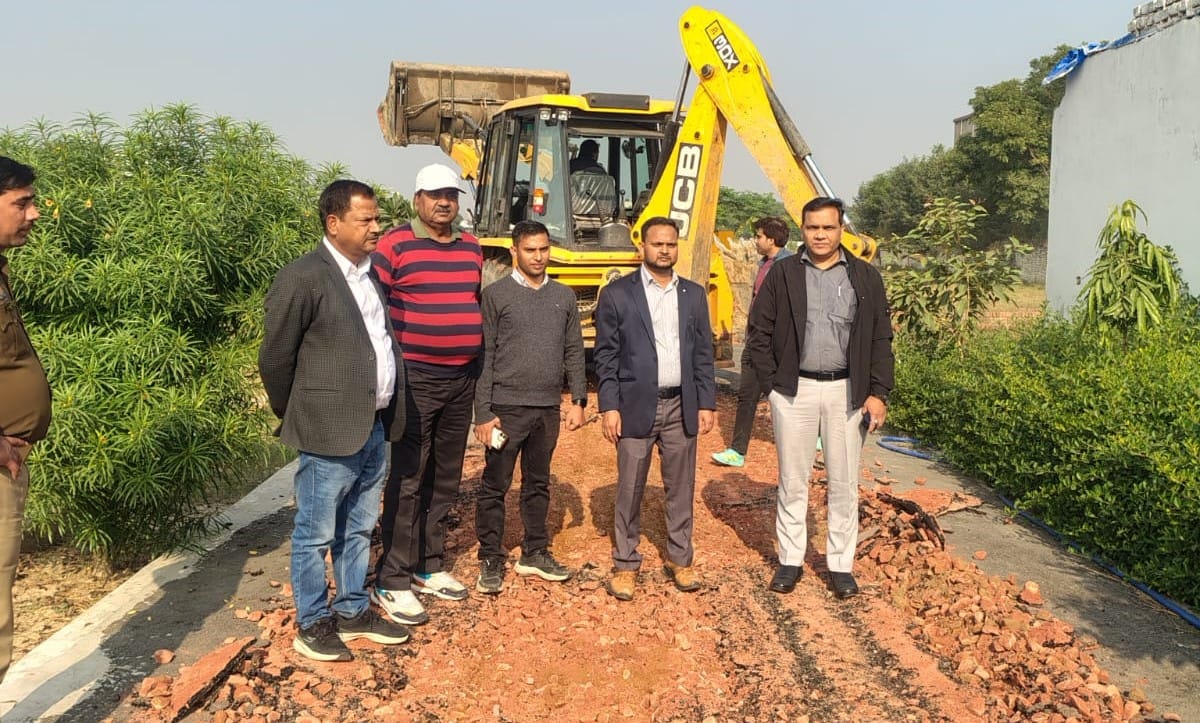 Bulldozer runs on colony being built without approved map