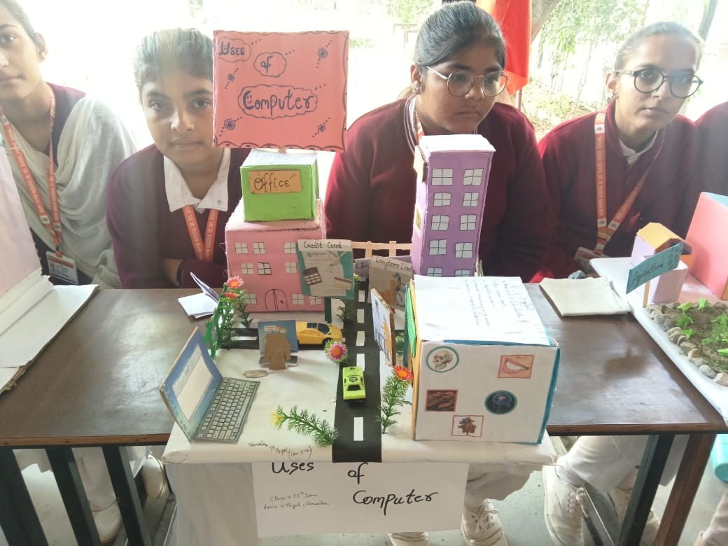 Students gave cultural presentation on Foundation Day