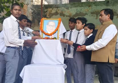 Tribute paid to Dr. Ambedkar on Constitution Day