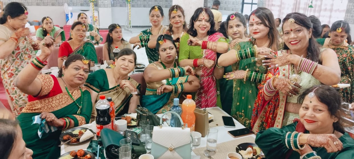Badla Style: Kitty party with theme and dress code