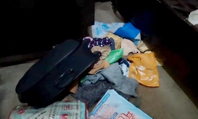 Thieves stole cash and jewellery worth lakhs from two houses