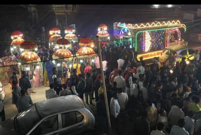 Siddharthnagar News : DJ's race: Noise affecting heart weak and ears