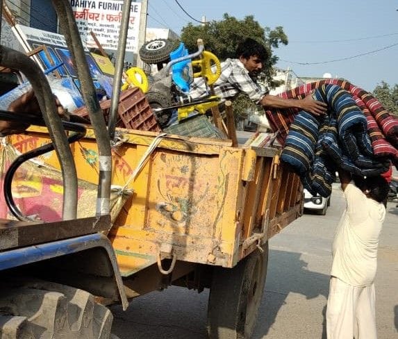 The municipal administration made the roads encroachment free.